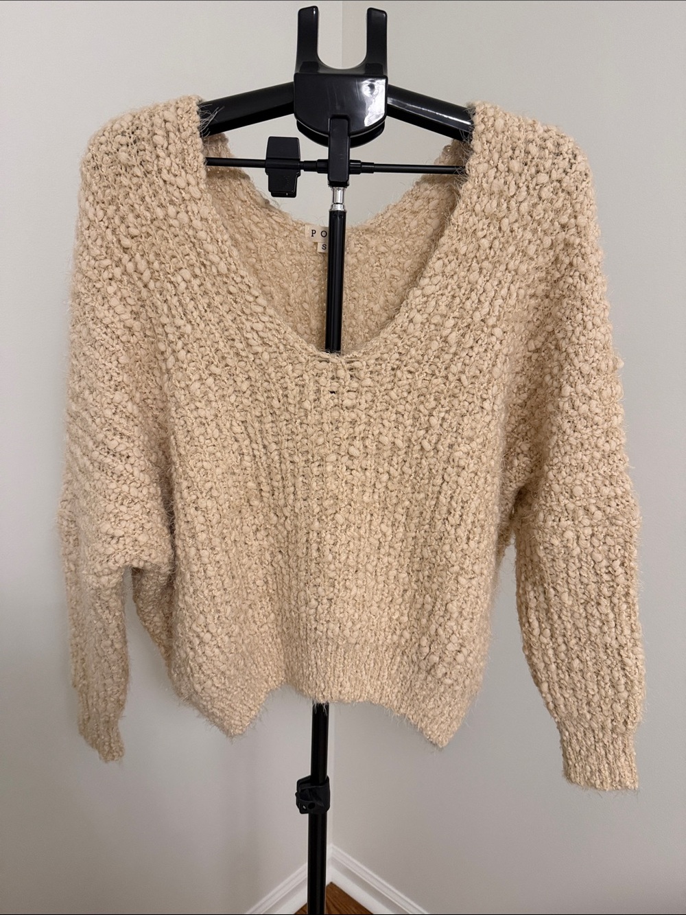 POL Textured V-Neck Sweater in Cream